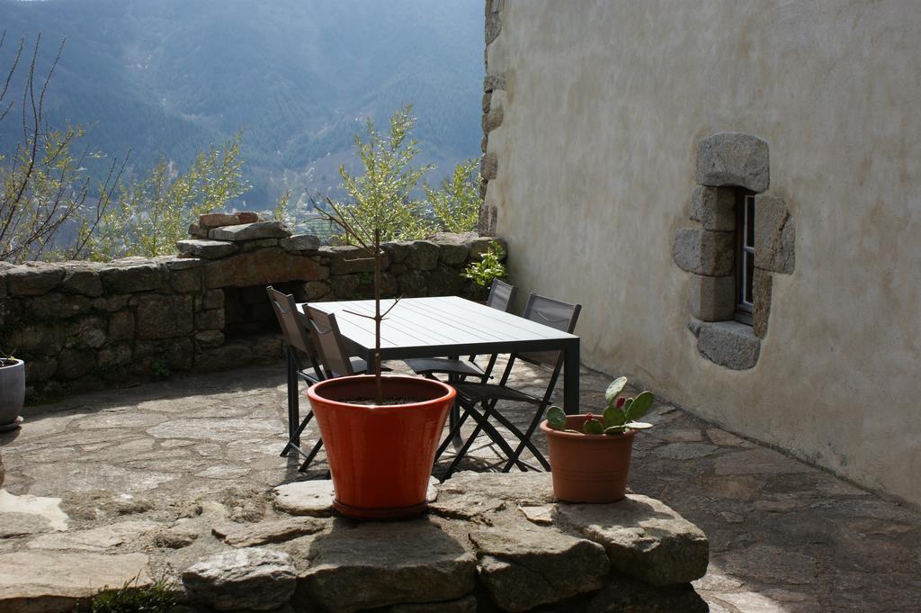 Pour 4 Personnes Country house